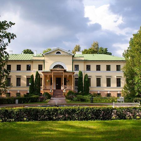 Nauksenu Muiza Hotel Naukseni ภายนอก รูปภาพ