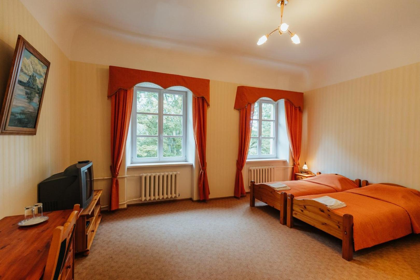 Nauksenu Muiza Hotel Naukseni ภายนอก รูปภาพ
