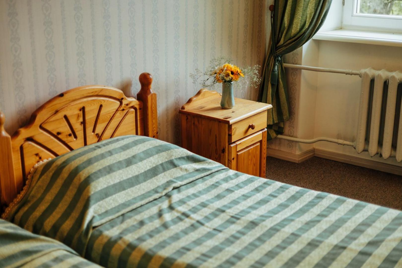 Nauksenu Muiza Hotel Naukseni ภายนอก รูปภาพ